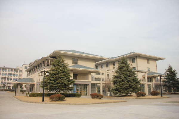 Jiangnan Hospital Building