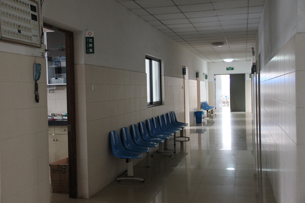 Jiangnan Hospital Corridor