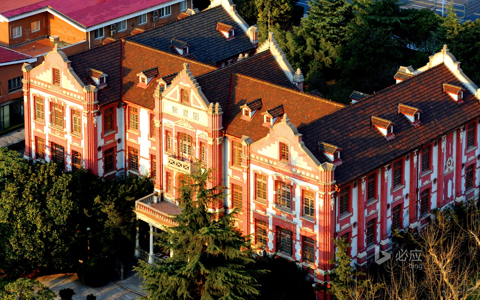 SJTU old library